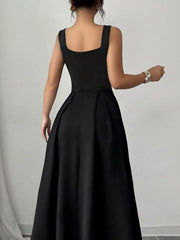 Sleeveless A-Line Maxi Dress with Square Neckline