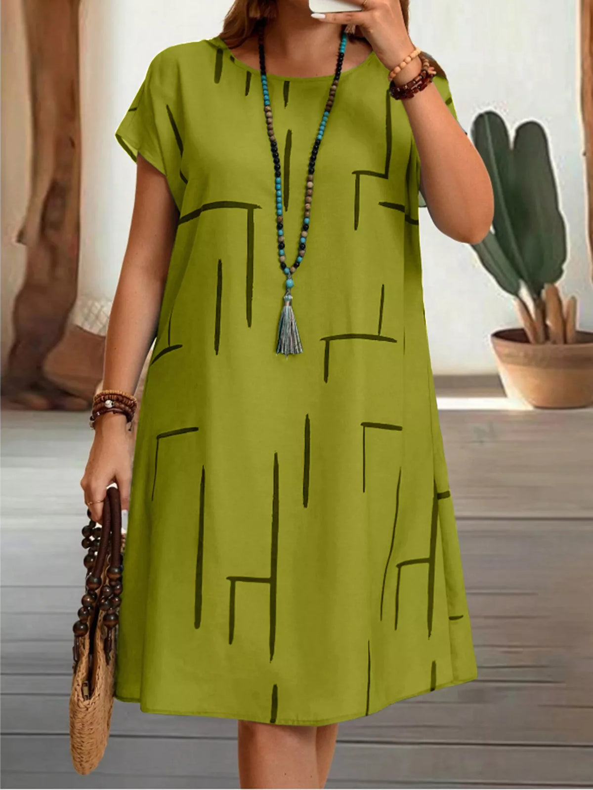 Plus Size Round Neck Short Sleeve Dress